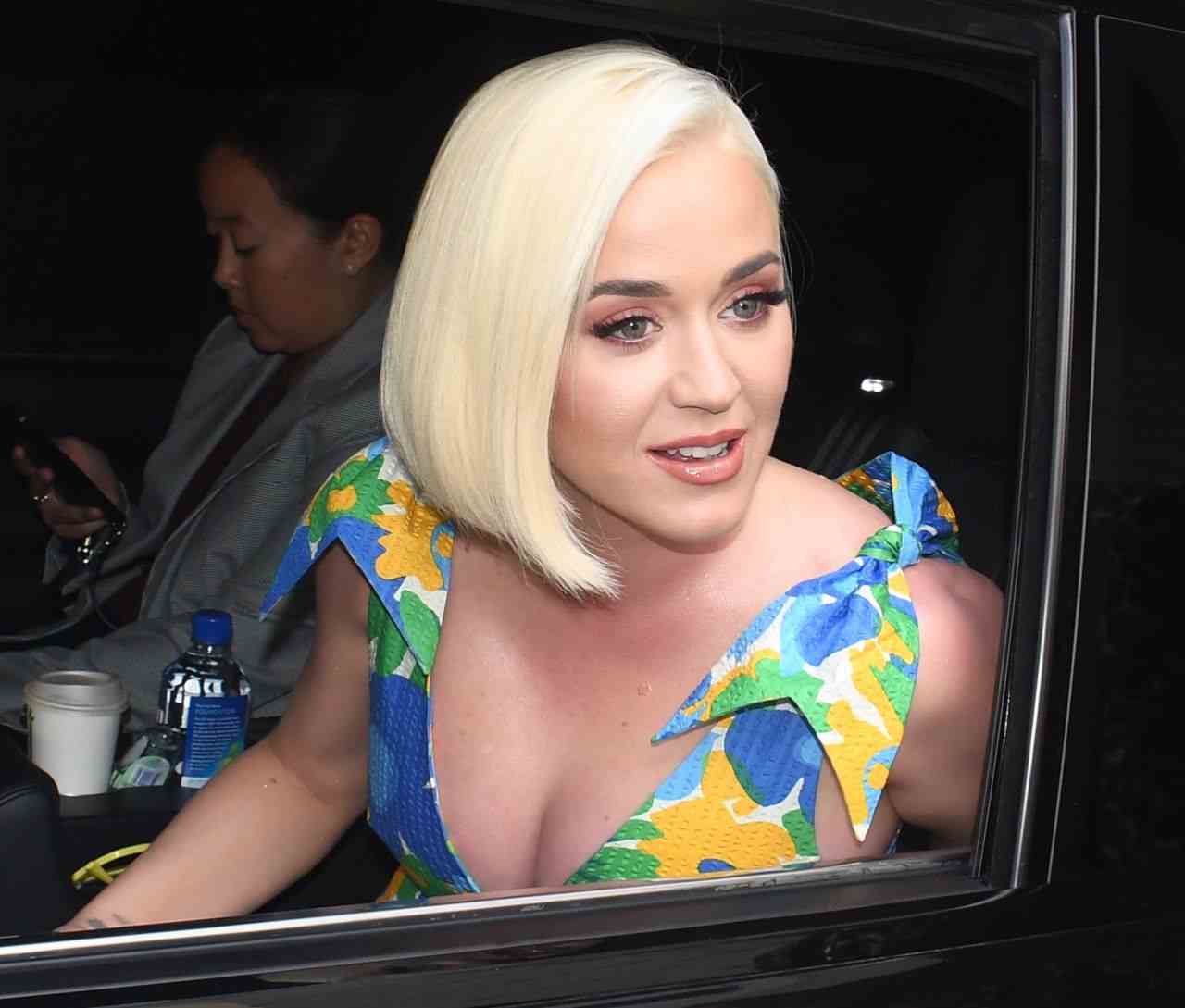 katy-perry-out-in-melbourne-03-09-2020