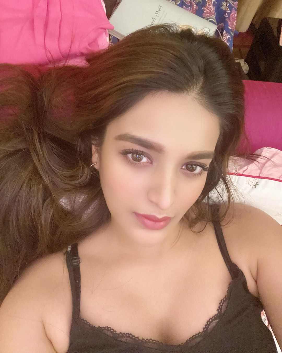 nidhhi-agerwal-style-social-media-19-04-2020-ritzystar