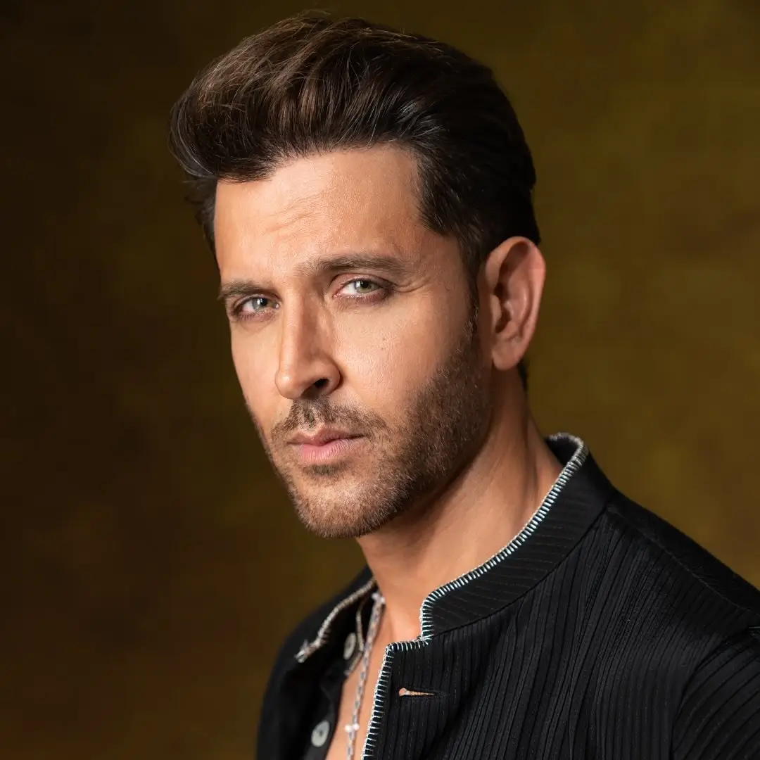 Hrithik Roshan: Biography, Birthday, Age, Wife, Girlfriend, Family, Net Worth, Body Measurements Hrithik Roshan: Biography, Birthday, Age, Wife, Girlfriend, Family, Net Worth, Body Measurements