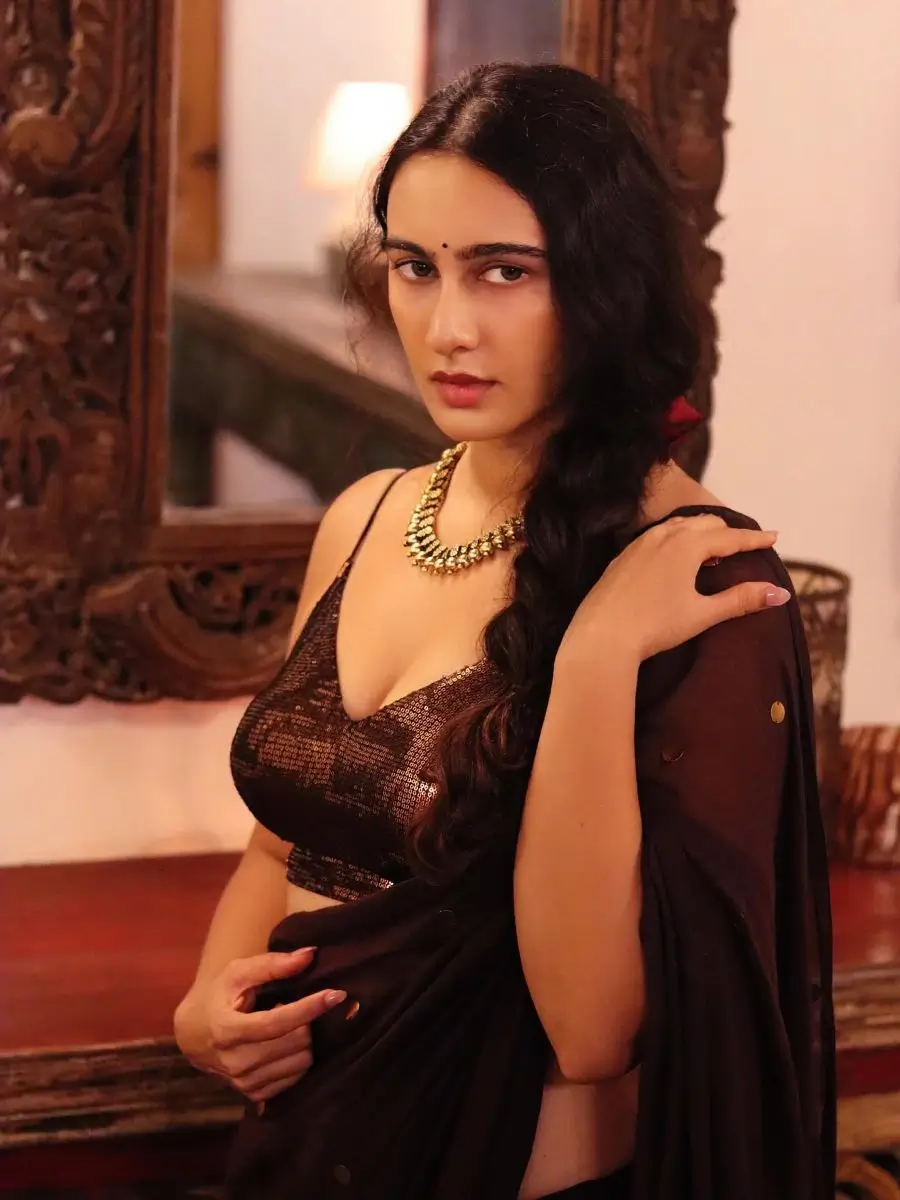 Megha Shukla ~ Biography, Birthday, Age, Husband, Boyfriend, Affair, Family, Net Worth, Body Measurements